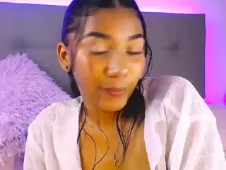 xshantalwettx's Live Sex Cam Show