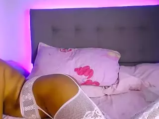 xshantalwettx's Live Sex Cam Show