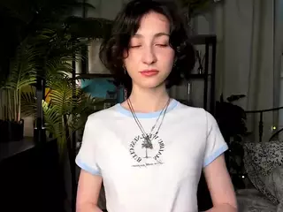 AlodiaHammett's Live Sex Cam Show