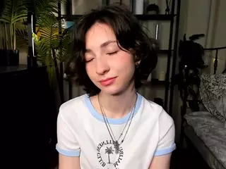 AlodiaHammett's Live Sex Cam Show