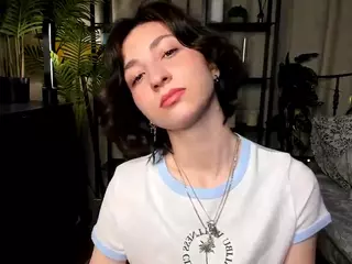 AlodiaHammett's Live Sex Cam Show