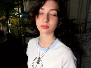 AlodiaHammett's Live Sex Cam Show