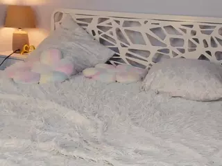 AlodiaHammett's Live Sex Cam Show