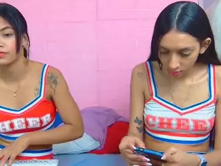Antonella and my sexy friends's Live Sex Cam Show