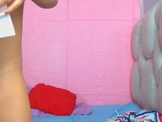 Antonella and my sexy friends's Live Sex Cam Show