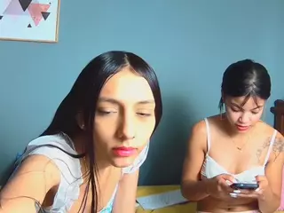 Antonella and my sexy friends's Live Sex Cam Show