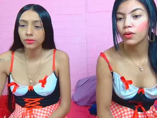 Antonella and my sexy friends's Live Sex Cam Show
