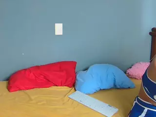 Antonella and my sexy friends's Live Sex Cam Show