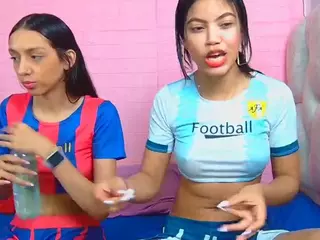 Antonella and my sexy friends's Live Sex Cam Show