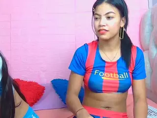 Antonella and my sexy friends's Live Sex Cam Show