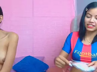 Antonella and my sexy friends's Live Sex Cam Show