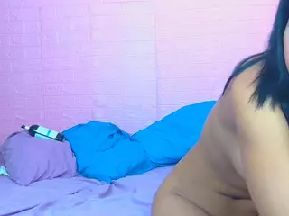 Antonella and my sexy friends's Live Sex Cam Show