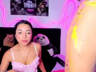 BOMBONSTH's Live Sex Cam Show