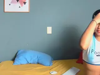 Brenda and my sexy friends's Live Sex Cam Show