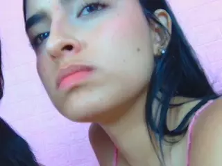 Brenda and my sexy friends's Live Sex Cam Show