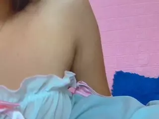 Brenda and my sexy friends's Live Sex Cam Show