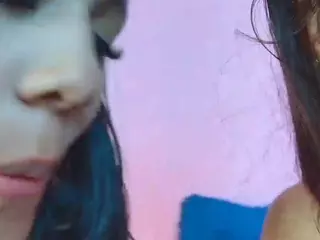 Brenda and my sexy friends's Live Sex Cam Show