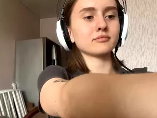 CateFrankson's Live Sex Cam Show