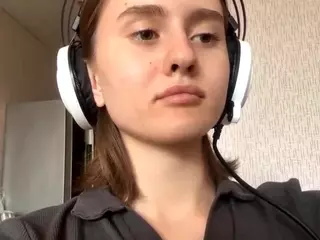 CateFrankson's Live Sex Cam Show
