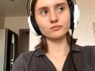 CateFrankson's Live Sex Cam Show