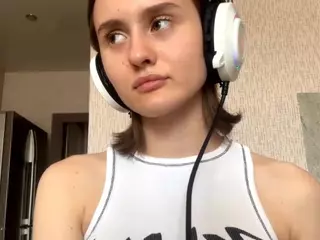 CateFrankson's Live Sex Cam Show