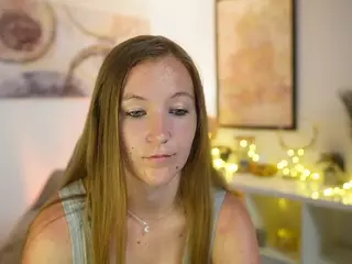 ClarraSweet's Live Sex Cam Show