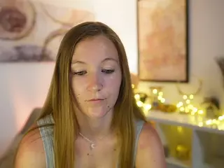 ClarraSweet's Live Sex Cam Show
