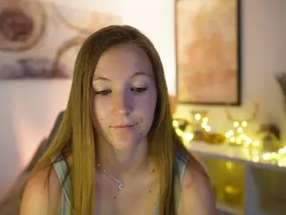 ClarraSweet's Live Sex Cam Show
