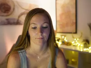 ClarraSweet's Live Sex Cam Show