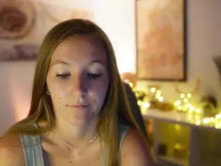 ClarraSweet's Live Sex Cam Show