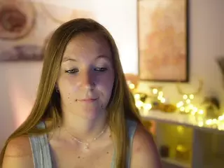 ClarraSweet's Live Sex Cam Show