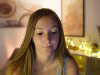 ClarraSweet's Live Sex Cam Show