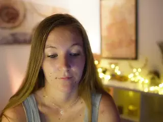 ClarraSweet's Live Sex Cam Show