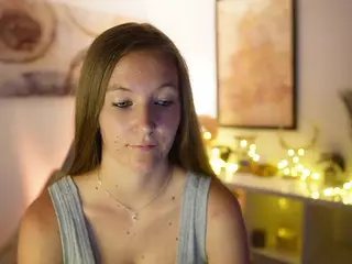 ClarraSweet's Live Sex Cam Show