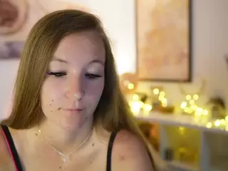 ClarraSweet's Live Sex Cam Show