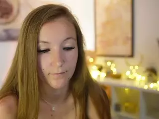 ClarraSweet's Live Sex Cam Show
