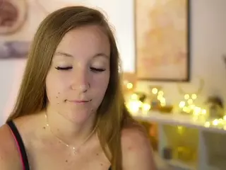 ClarraSweet's Live Sex Cam Show