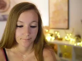ClarraSweet's Live Sex Cam Show