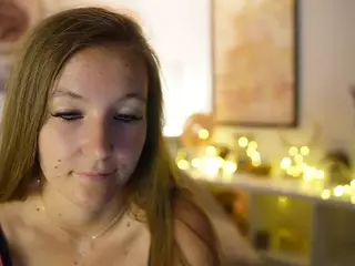 ClarraSweet's Live Sex Cam Show