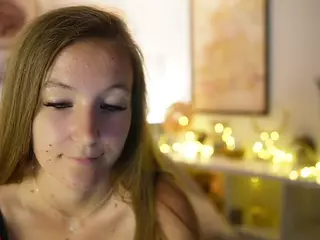 ClarraSweet's Live Sex Cam Show