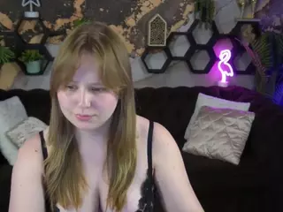 CrystallPaws's Live Sex Cam Show
