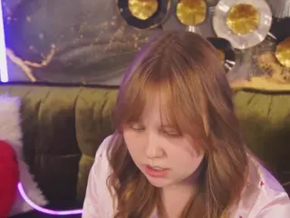 CrystallPaws's Live Sex Cam Show