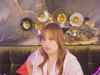 CrystallPaws's Live Sex Cam Show
