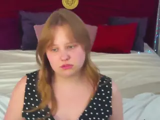 CrystallPaws's Live Sex Cam Show