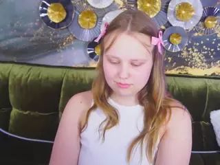 CrystallPaws's Live Sex Cam Show