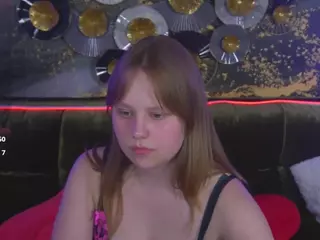 CrystallPaws's Live Sex Cam Show