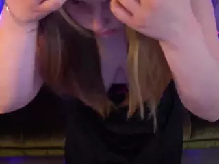 CrystallPaws's Live Sex Cam Show