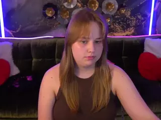 CrystallPaws's Live Sex Cam Show