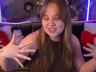 CrystallPaws's Live Sex Cam Show