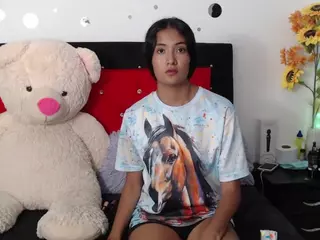 dulcesky12's Live Sex Cam Show